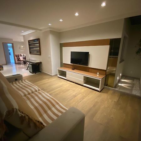 Apt 3Q Luxo Com Ar E Jacuzzi Na Beira Mar Гуарапари Экстерьер фото